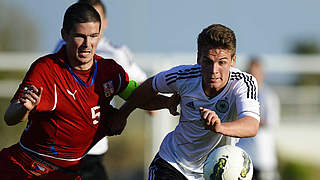 Im Einsatz: der Tscheche Martin Toml und Andreas Markmüller (v.l.) © Bongarts/GettyImages