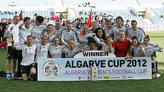 Jubel 2012: Durch ein 4:3 gegen Japan gewinnt die DFB-Auswahl den Algarve Cup © Bongarts/GettyImages