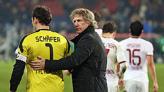 "Müssen zusehen, dass wir punkten": FCN-Torhüter Raphael Schäfer (l.) © Bongarts/GettyImages