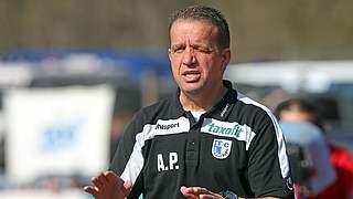 Rückschlag gegen Viktoria: Magdeburgs Trainer Petersen © Bongarts/GettyImages