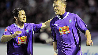 Scored first for Aue: Striker Enrico Kern (r.) © Bongarts/GettyImages