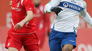 Auf der Überholspur: Rostocks Mittelfeldspieler Lartey (r.) © Bongarts/GettyImages