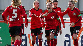 Torjubel bei Leverkusen: Isabelle Linden trifft doppelt gegen Duisburg © Bongarts/GettyImages