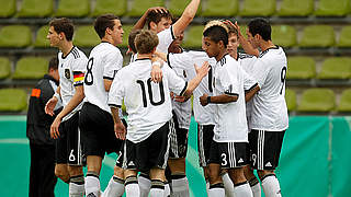 Dritter Sieg im dritten Turnierspiel: die deutschen U 17-Junioren auf Platz 1 © Bongarts/GettyImages