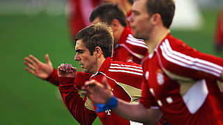 Schwitzen in Doha: Lahm (M.) und Bayern © Bongarts/GettyImages