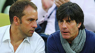 In Deutschlands Stadien unterwegs: Hansi Flick (l.) und Bundestrainer Joachim Löw © Bongarts/GettyImages
