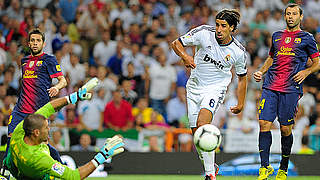 Gute Bilanz gegen Barca: Khedira (2.v.r.) © Bongarts/GettyImages