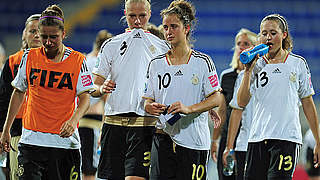 Enttäuschung pur: die deutschen U 17-Juniorinnen um Sara Däbritz (v.) © FIFA via GettyImages