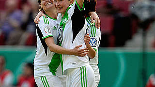 Torgefährliches Wolfsburger Duo: Müller (l.) und Pohlers © Bongarts/GettyImages