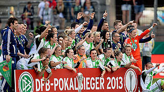 3-2 win in the final: VfL Wolfsburg cheer the title in DFB Cup © Bongarts/GettyImages