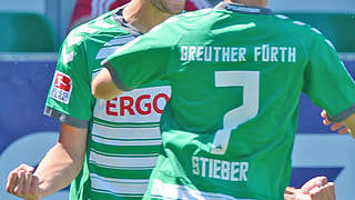 Scores the 1-0: Tom Weilandt (l.) of Greuther Fürth © Bongarts/GettyImages