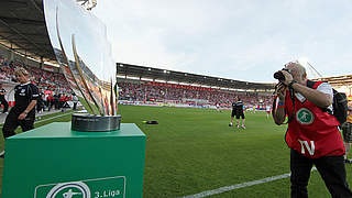 Objkekt der Begierde: der Meisterpokal © Bongarts/GettyImages