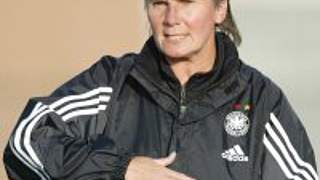 DFB-Trainerin Tina Theune-Meyer © Bongarts