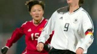 Birgit Prinz ist Spielführerin<br>der Frauen-Nationalmannschaft © Bongarts