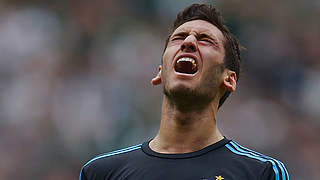 Deeply disappointed: Hakan Calhanoglu (Hamburg) © Bongarts/GettyImages