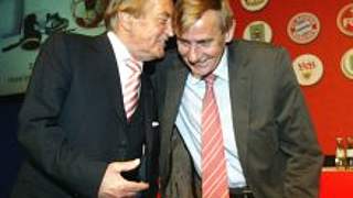 DFB-Präsident Gerhard Mayer-Vorfelder (l.) <br> und Werner Hackmann © Bongarts/Getty-Images