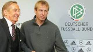 DFB-Präsident Gerhard Mayer-Vorfelder<br>und Bundestrainer Jürgen Klinsmann © Bongarts/Getty-Images