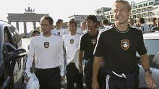 Bundestrainer Jürgen Klinsmann (r.) © Bongarts/Getty-Images