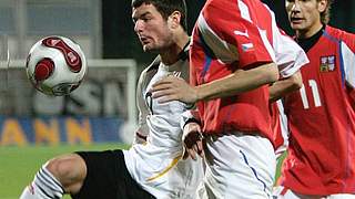 Marcel Heller (l.) im Zweikampf © Foto: Bongarts/GettyImages