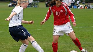 Jennifer Maroszan (r.) im Duell mit Laura Smith © Bongarts/GettyImages