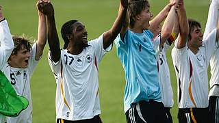 Jubel bei der U 17 nach dem 3:2 gegen die Niederlande bei der EM 2007 © Foto: Bongarts/GettyImages