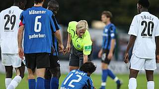 Alles im Griff: Schiedsrichterin Bibiana Steinhaus © Bongarts/GettyImages