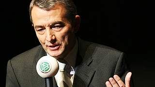 Niersbach: "In meinem Lebensweg war es wichtig, dass sich eine Stufe immer auf der nächsten aufgebaut hat." © 