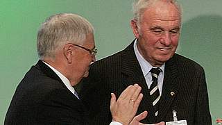 Heinz-Herbert Kreh (r.) mit DFB-Präsident Theo Zwanziger © Bongarts/GettyImages