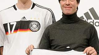 Per Mertesacker und Bundestrainer Joachim Löw © Bongarts/GettyImages