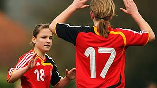 Jubel bei der deutschen U 15-Nationalmannschaft © Bongarts/GettyImages