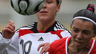 Francesca Weber im Zweikampf © Bongarts/GettyImages  