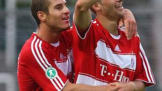Thomas Müller (r.) traf zum 2:0 für Bayern ©  Bongarts/GettyImages