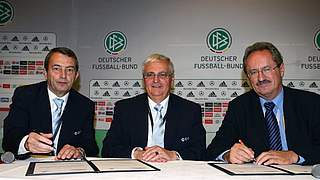 Wolfgang Niersbach, Dr. Theo Zwanziger und Christian Ude (v.l.) © Bongarts/GettyImages