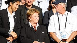 Steffi Jones und Franz Beckenbauer in Christchurch © Bongarts/GettyImages