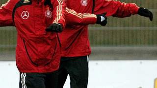 Torsten Frings (l.) und Michael Ballack beim Training © DFB
