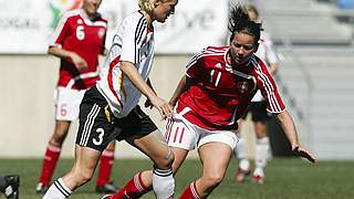 Saskia Bartusiak (l.) in the match against Denmark © Bongarts/GettyImages