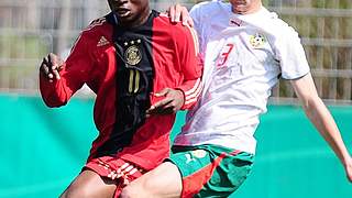 Abu-Bakarr Kargbo (l.) in Aktion © Bongarts/GettyImages