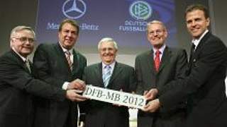 Mercedes-Benz bleibt bis 2012 <br> Partner des DFB © Bongarts/Getty-Images