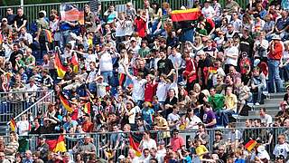 Deutsche Fans bei der U 17-EM © Bongarts/GettyImages