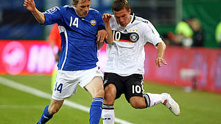 Scored the late equalizer: Lukas Podolski (r.) © Bongarts/GettyImages