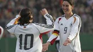 Birgit Prinz (r.) mit Renate Lingor © Bongarts/Getty Images