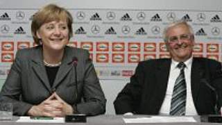 Dr. Angela Merkel (l.) und Dr. Theo Zwanziger © Bongarts/Getty Images