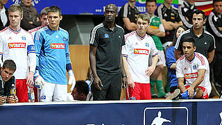 Coacht seit der Saison 2010/2011 die A-Junioren des HSV: Otto Addo (M.) © Imago