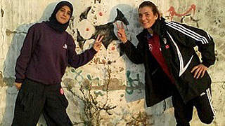 Fußball im Fokus: Palusevic (r.) in Palästina - der etwas andere Alltag © DFB
