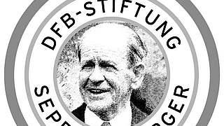 Logo der Sepp-Herberger-Stiftung © DFB