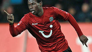 Walkover against Köln: Diouf of Hannover scores two times © Bongarts/GettyImages