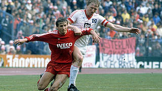 Sieg im Spitzenspiel 1982: Der HSV gewinnt bei Bayern München mit 4:3 © imago