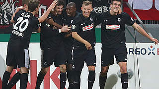 Jubel nach dem Drama von Mainz: Freiburg steht im Halbfinale des DFB-Pokals © Bongarts/GettyImages