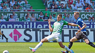 Fürths Goalgetter: Nikola Djurdjic (l.) als Torschütze gegen Bielefeld © Bongarts/GettyImages