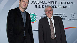 Heute Abend bei der Premiere dabei: Oliver Bierhoff (l.) und Theo Zwanziger © GES/Markus Gilliar